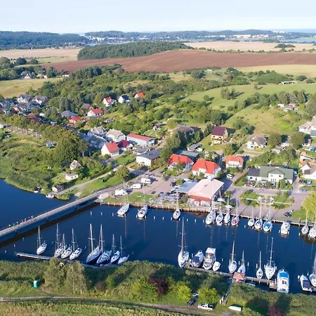 Am Selliner Hochufer - Wenige Gehminuten Zum *