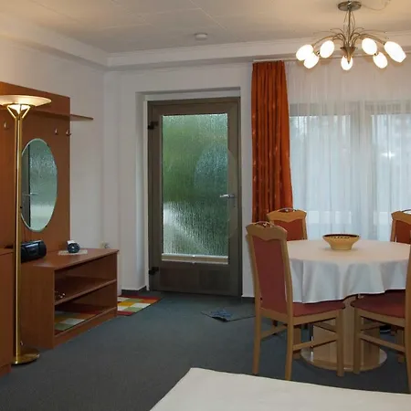 Am Selliner Hochufer - Wenige Gehminuten Zum Sellin (Rugen)