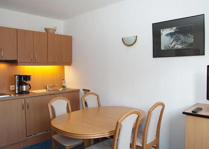 Am Selliner Hochufer - Wenige Gehminuten Zum Sellin (Rugen)